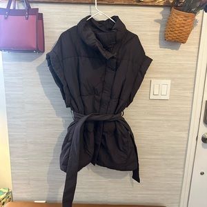 Gap Puffer belted Vest
